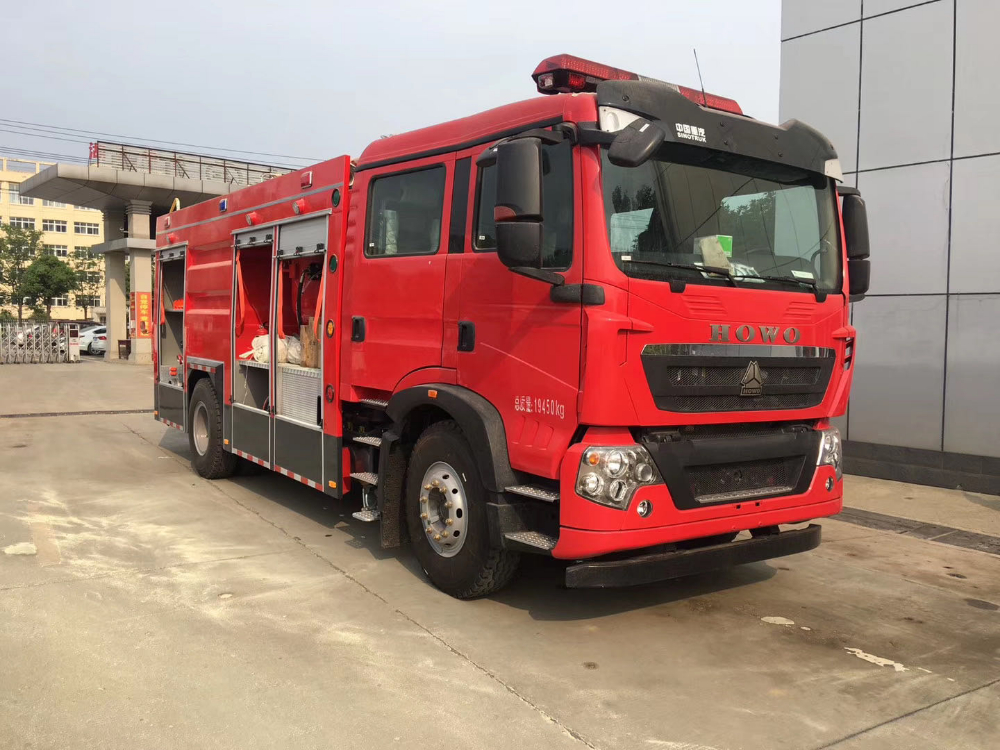 消防車(chē)